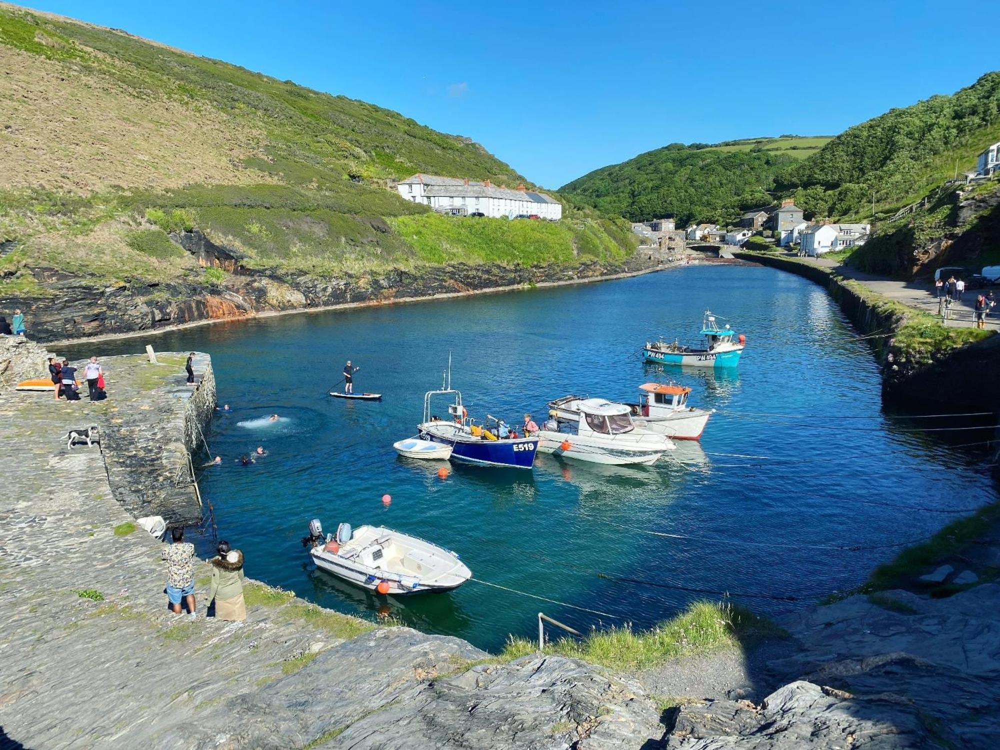 Ocean View Bell Tents Boscastle